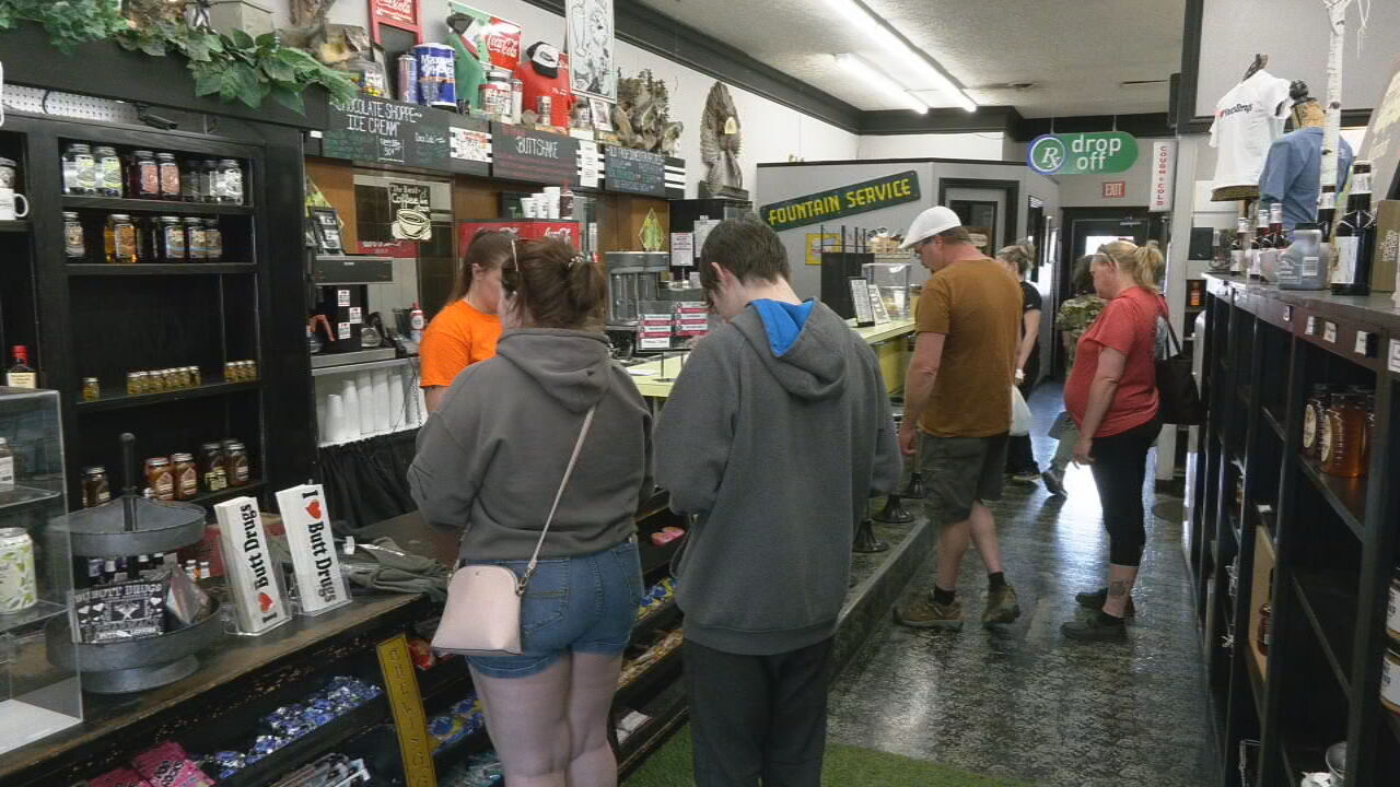 Butt Drugs closing